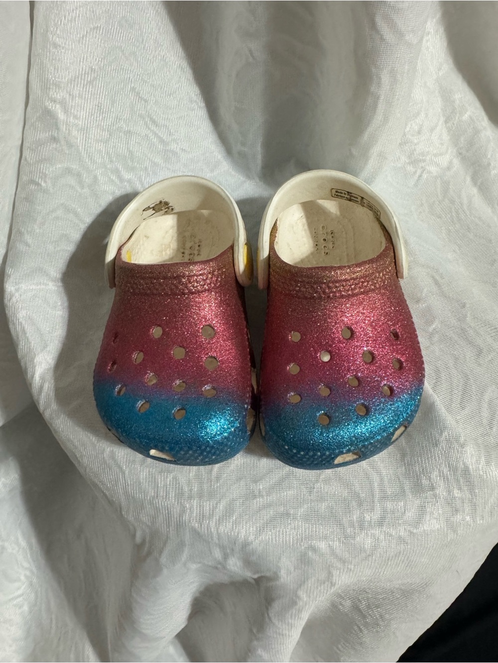 CROCS